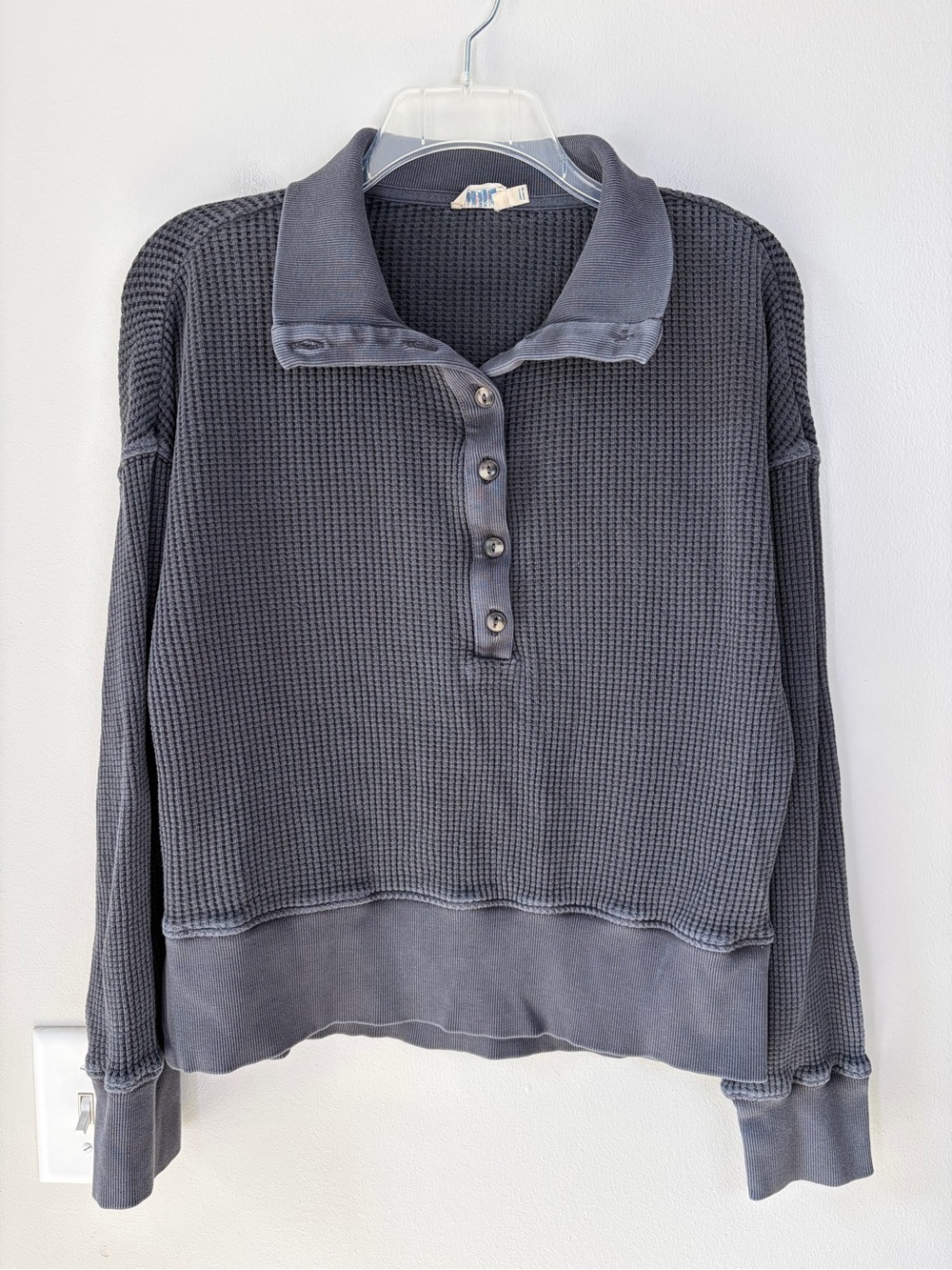 Faherty Faded Gray Organic Cotton Apres Waffle Knit Henley Top